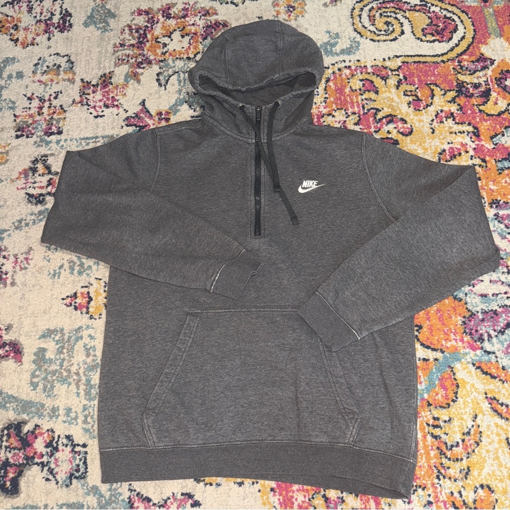 Nike Essential Check Swoosh Gray medium Half Zip Hoodie